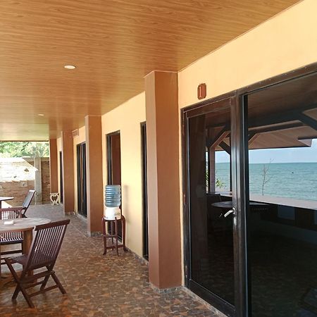 Omah Laut Bondo Jepara - By The Beach, Direct View Of The Sea, Great Base For Water Sports Margokerto Kültér fotó