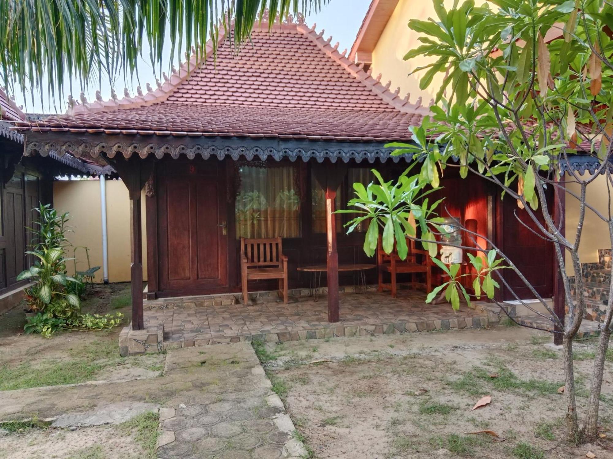 Omah Laut Bondo Jepara - By The Beach, Direct View Of The Sea, Great Base For Water Sports Margokerto Kültér fotó