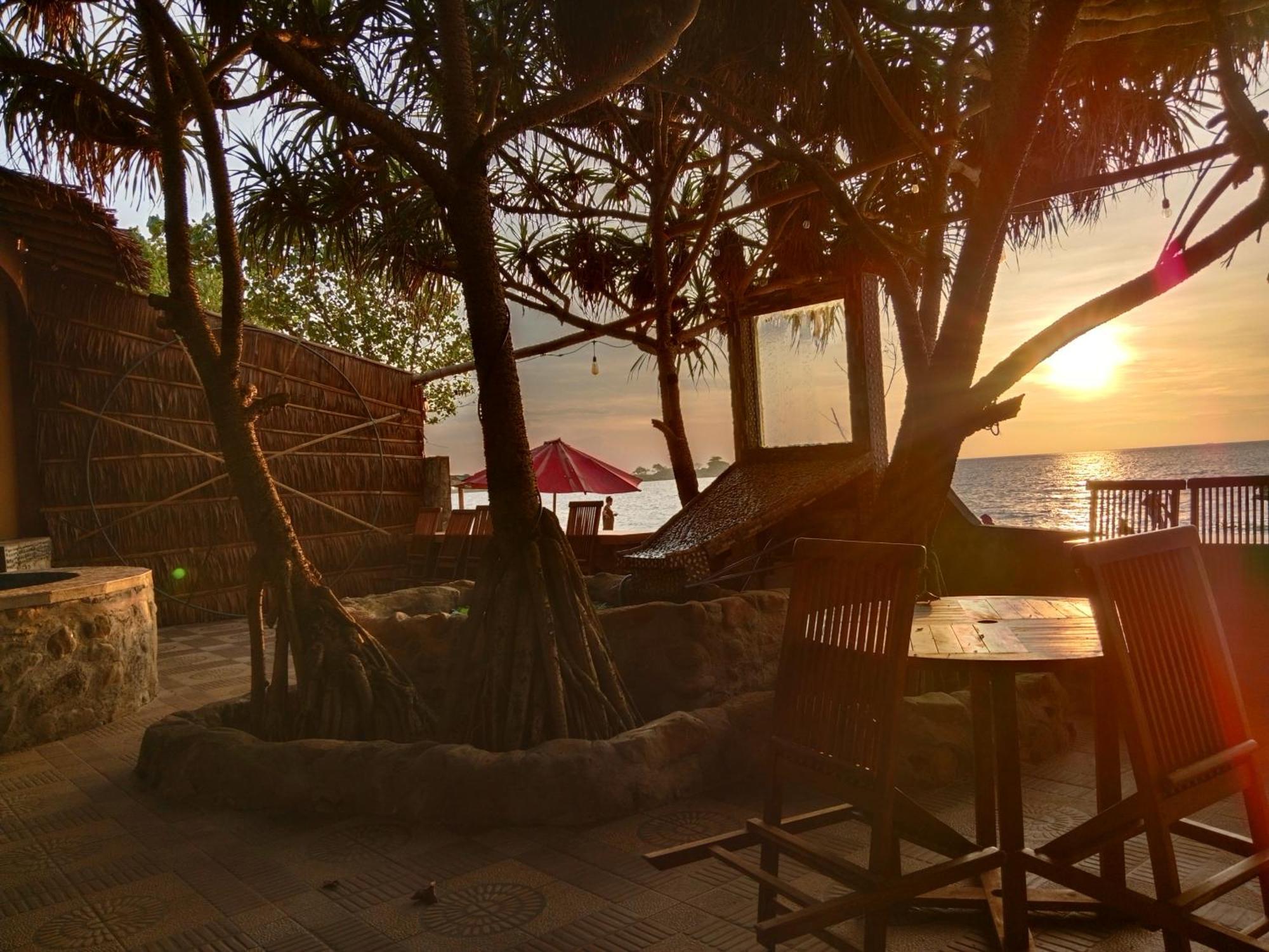 Omah Laut Bondo Jepara - By The Beach, Direct View Of The Sea, Great Base For Water Sports Margokerto Kültér fotó
